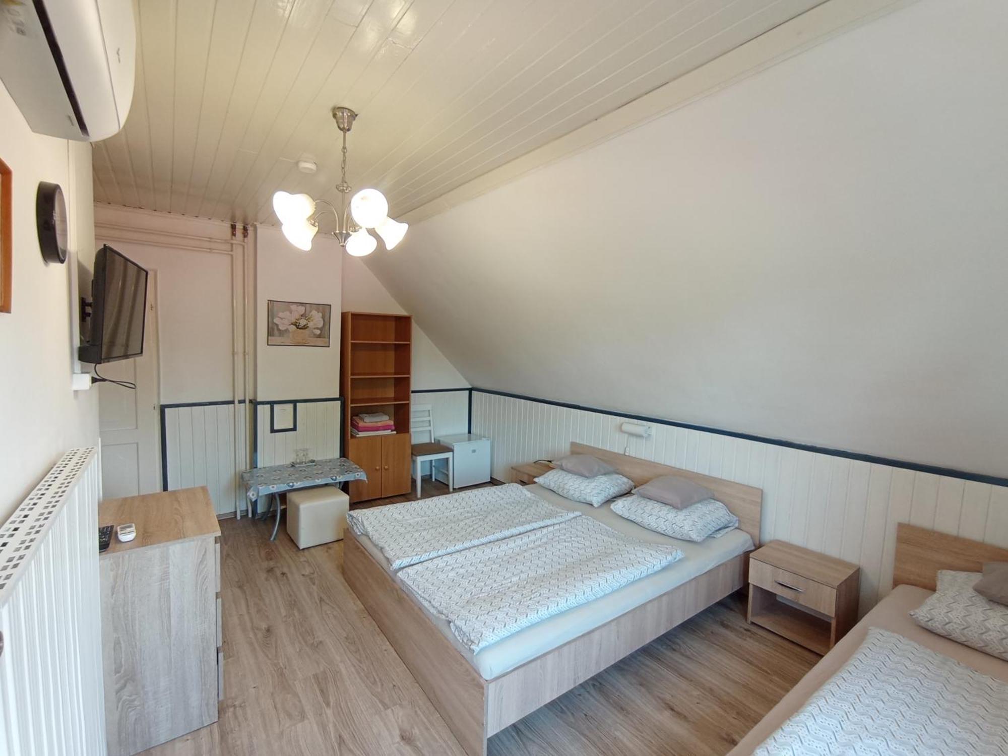Villa Suzy Zamárdi Exteriör bild
